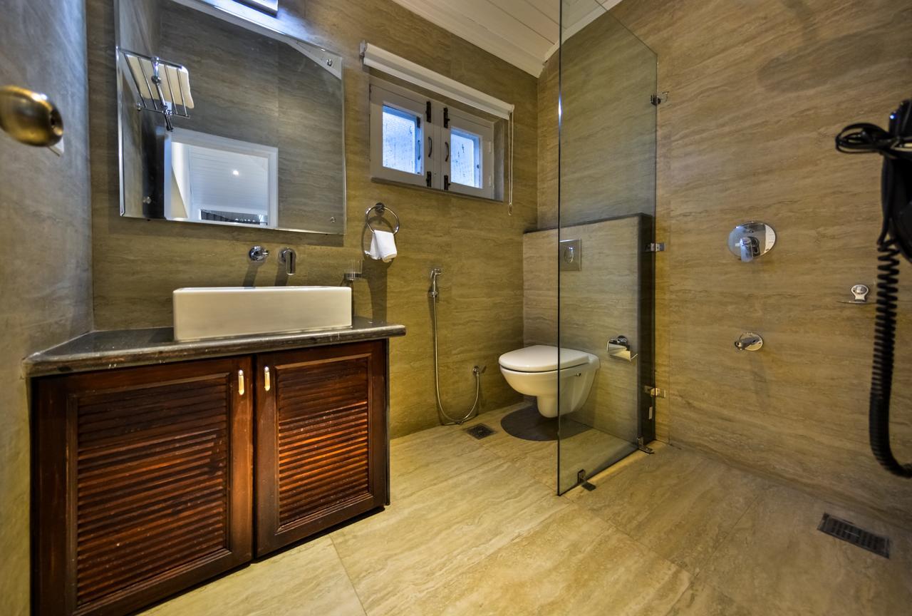 Hotel Metropolis Σριναγκάρ Εξωτερικό φωτογραφία